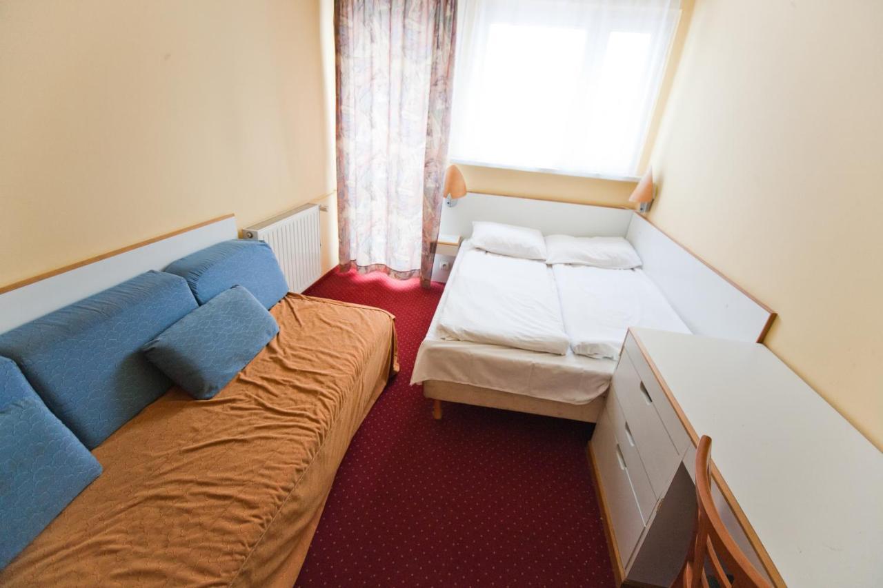Hostel Malinowski City Gliwice Exterior photo