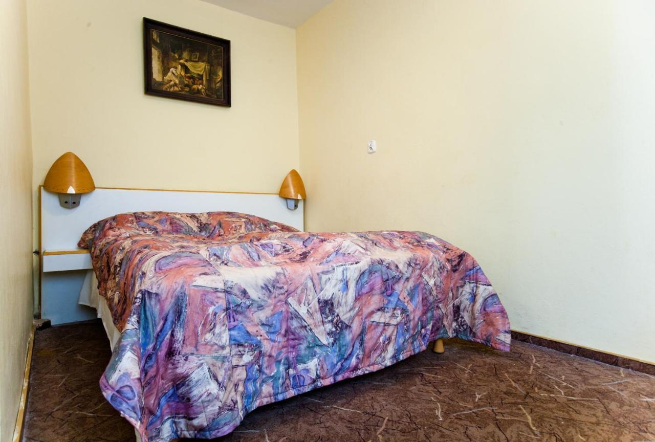 Hostel Malinowski City Gliwice Exterior photo