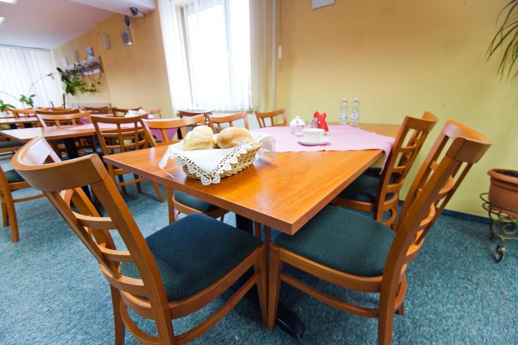 Hostel Malinowski City Gliwice Exterior photo