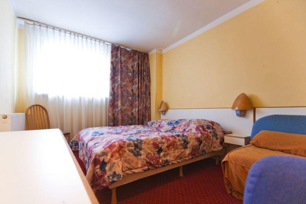 Hostel Malinowski City Gliwice Exterior photo
